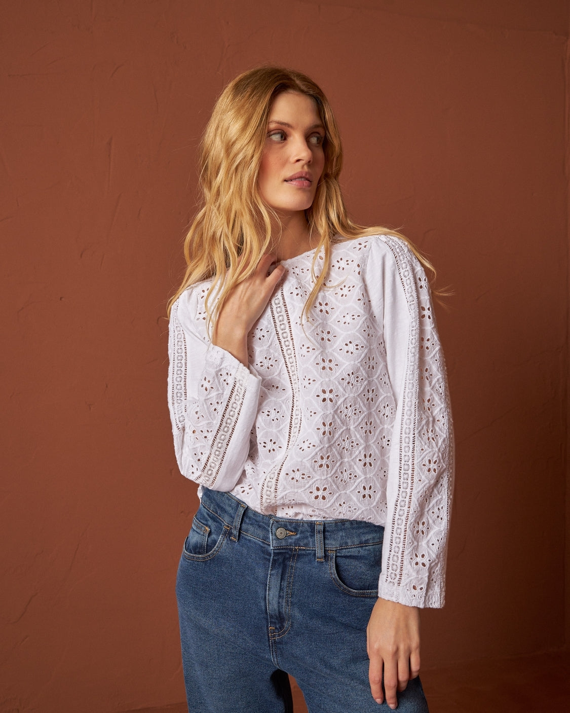 BK123 - Blanco Embroidered Shirt